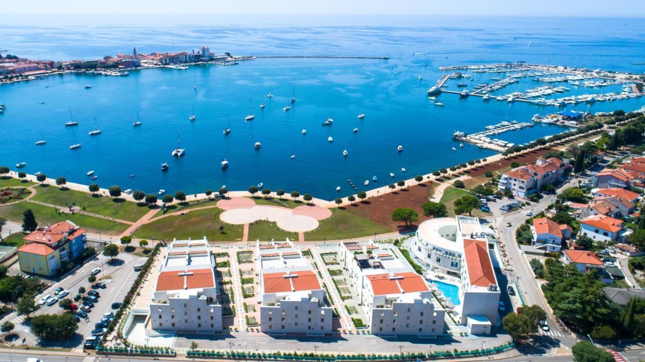 Superior Seaview Apt. With Pool Umag Ngoại thất bức ảnh
